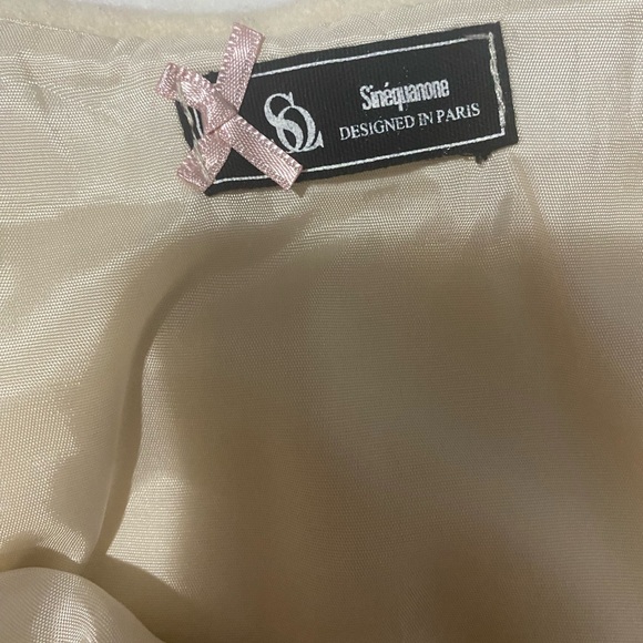 Designed in Paris- Winter White Skirt - Picture 3 of 9